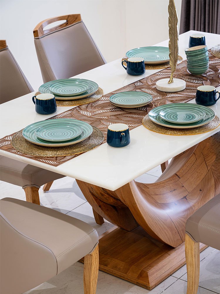 Elegant Modern Dining Table Setup